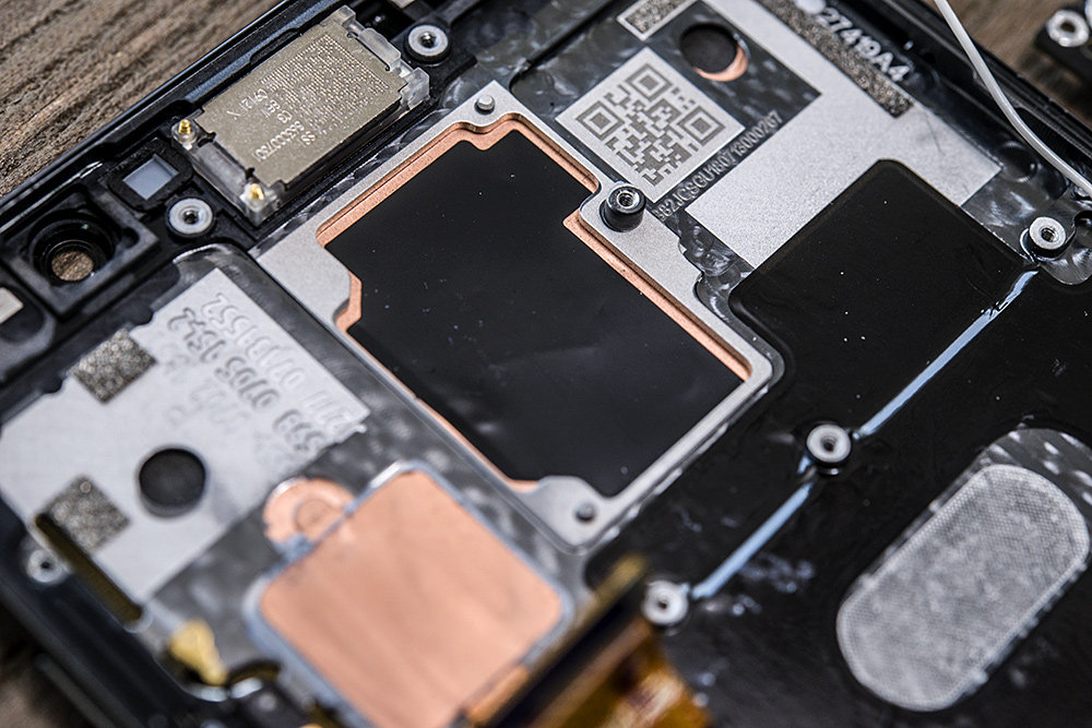 meizu_16_teardown_05.jpg meizu_16_teardown_05.jpg